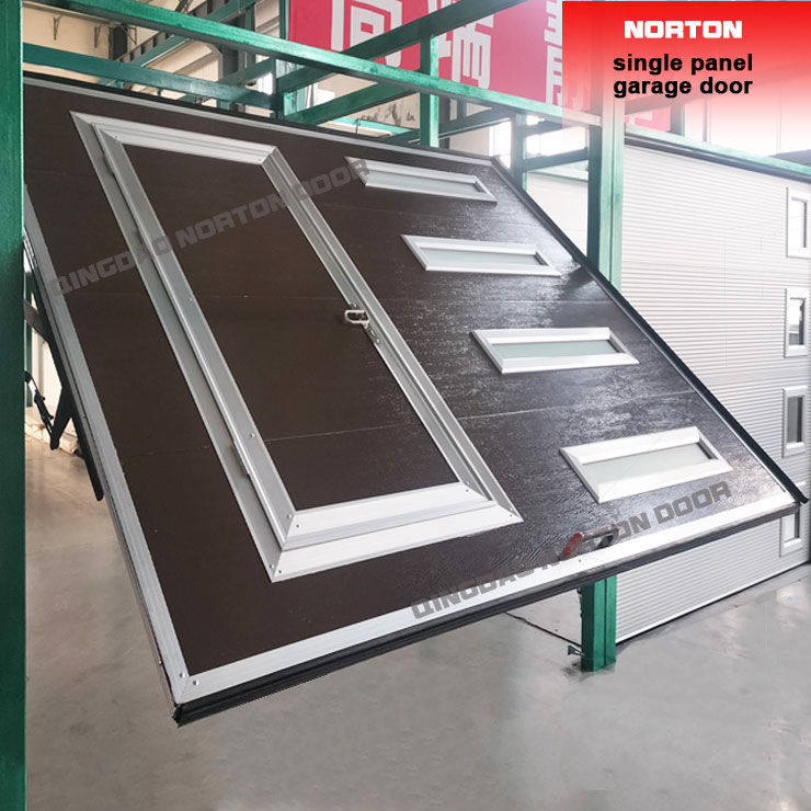 Automaattinen autotalli Doortilt Up autotalli -ovet